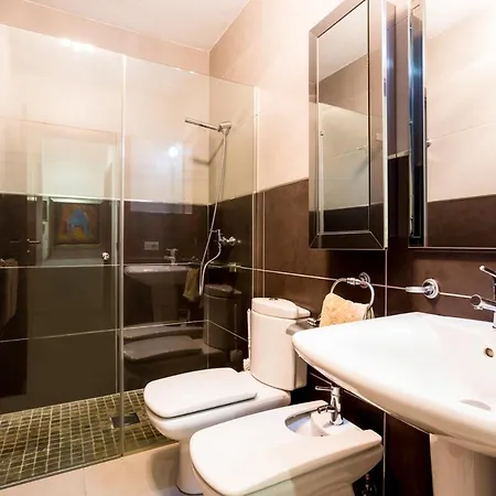 Playa De Fanabe Sleeps 6 With Pool Air Con And Wifi Villa Costa Adeje (Tenerife)