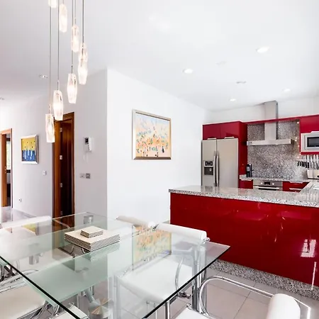 Playa De Fanabe Sleeps 6 With Pool Air Con And Wifi فيلة أذيخي